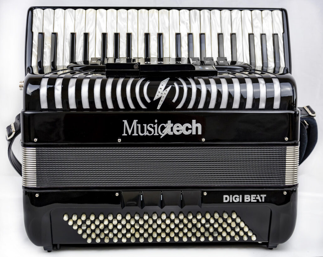 Musictech DigiBeat Reedless Accordion Super Light 5.2kg Accordion.co.uk