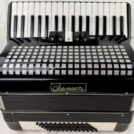 Chanson 72 Bass Accordion