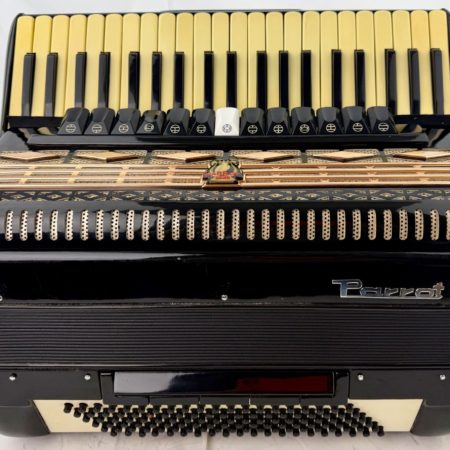 Parrot Accordion