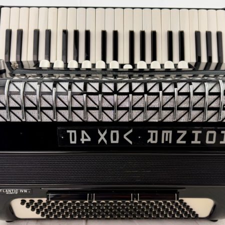 Hohner Atlantic IVN Accordion