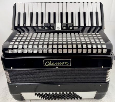 Chanson 72 Bass Accordion